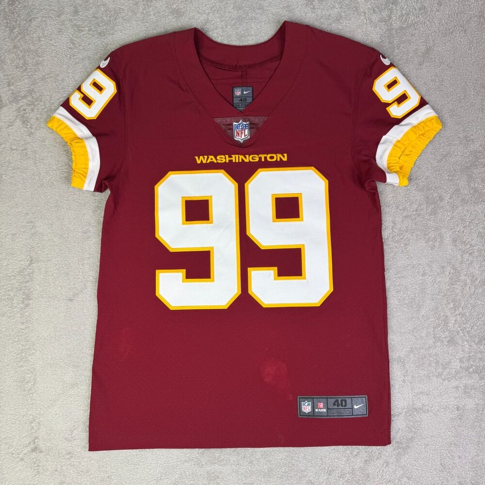 Washington Commanders Chase Young 99# Jersey Men's M Burgundy Nike NFL Football